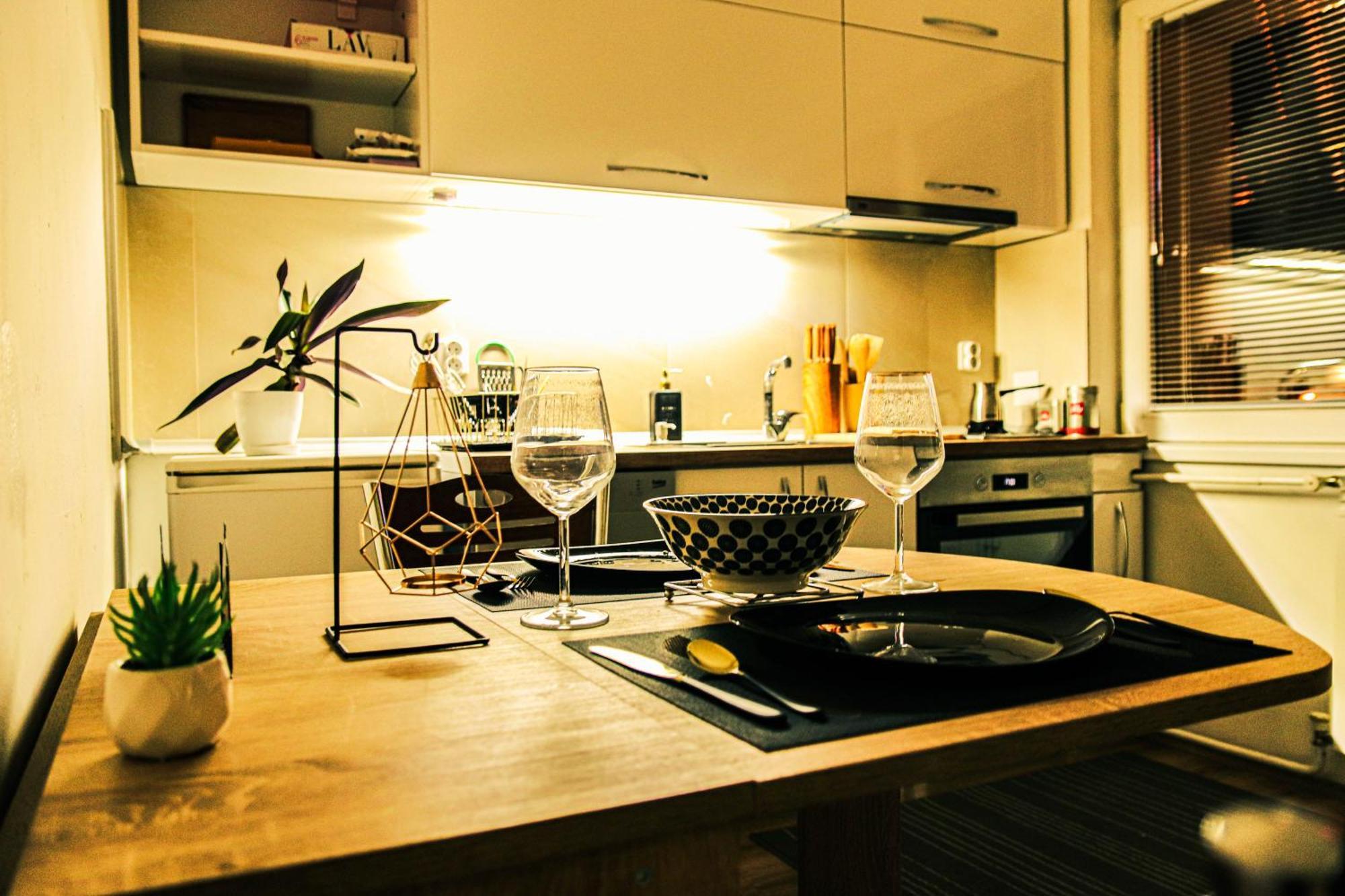 Mother Teresa Apartments Скопие Екстериор снимка