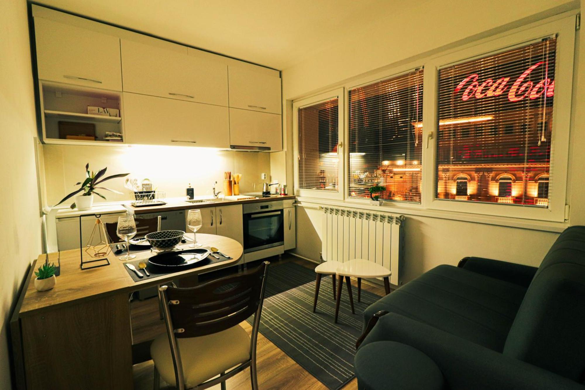 Mother Teresa Apartments Скопие Екстериор снимка