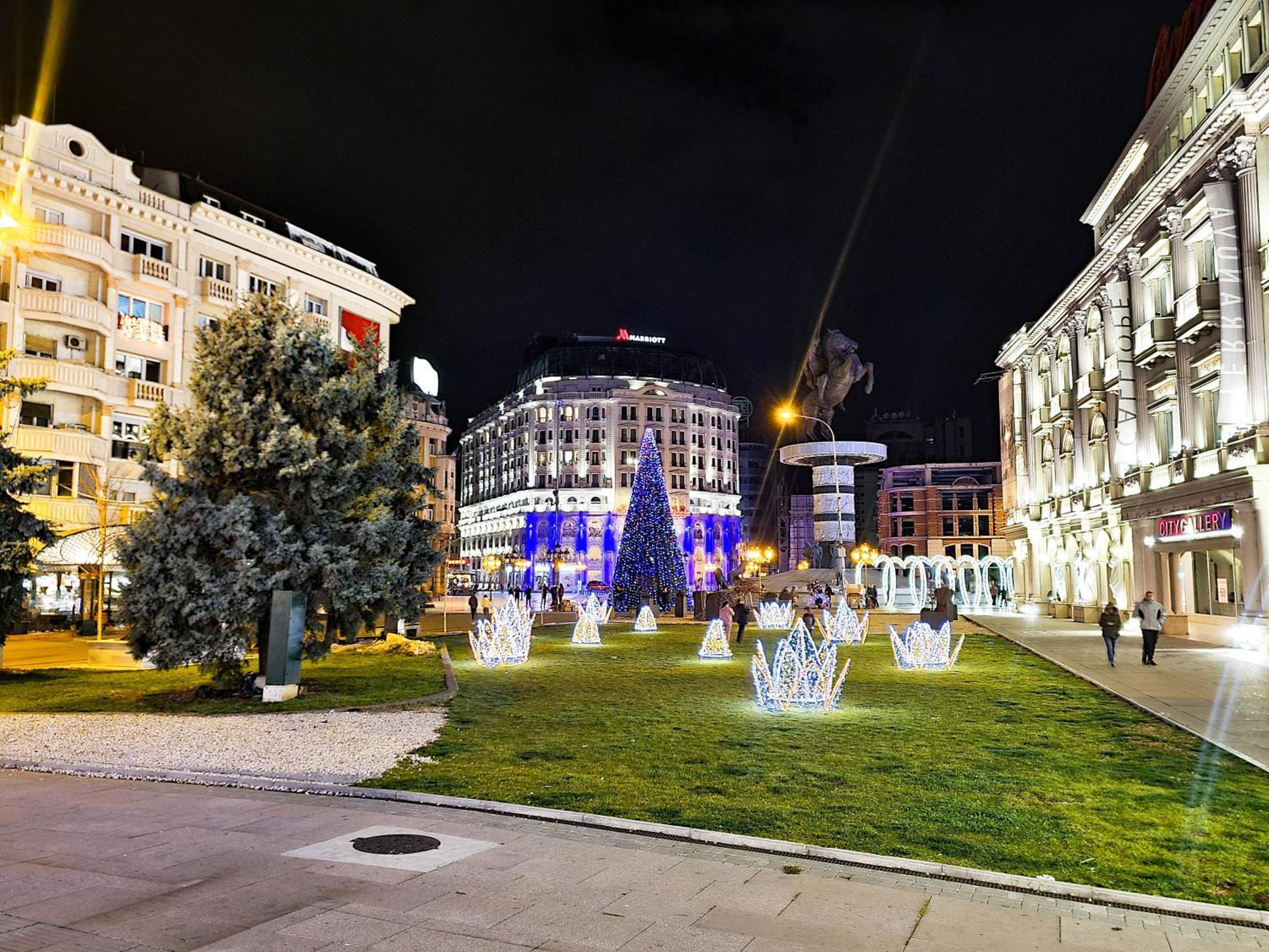 Mother Teresa Apartments Скопие Екстериор снимка
