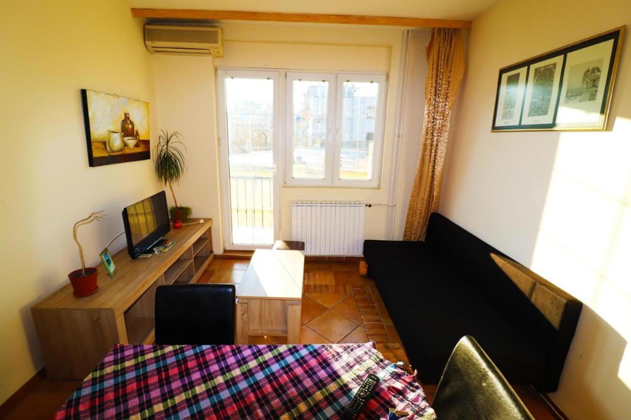 Mother Teresa Apartments Скопие Екстериор снимка
