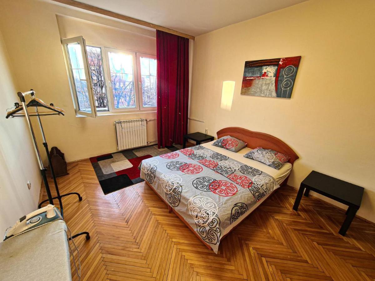 Mother Teresa Apartments Скопие Екстериор снимка