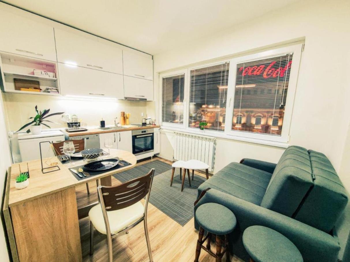 Mother Teresa Apartments Скопие Екстериор снимка