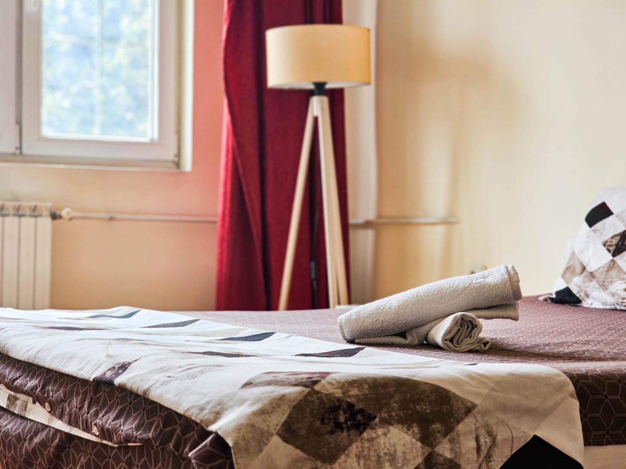 Mother Teresa Apartments Скопие Екстериор снимка