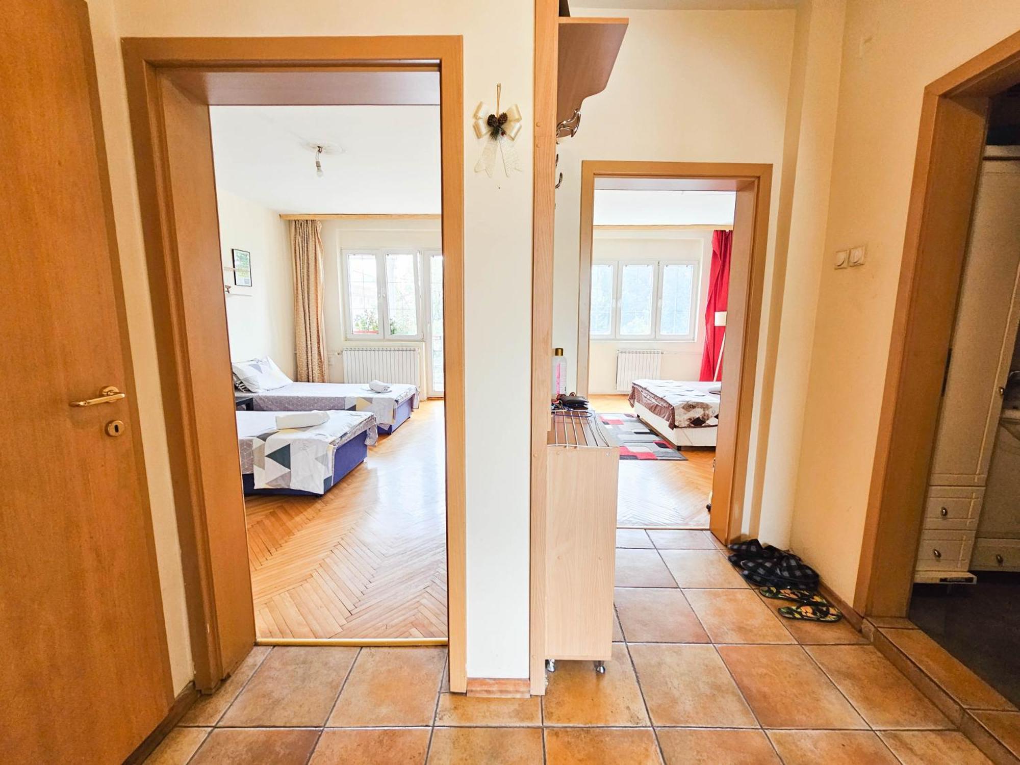 Mother Teresa Apartments Скопие Екстериор снимка