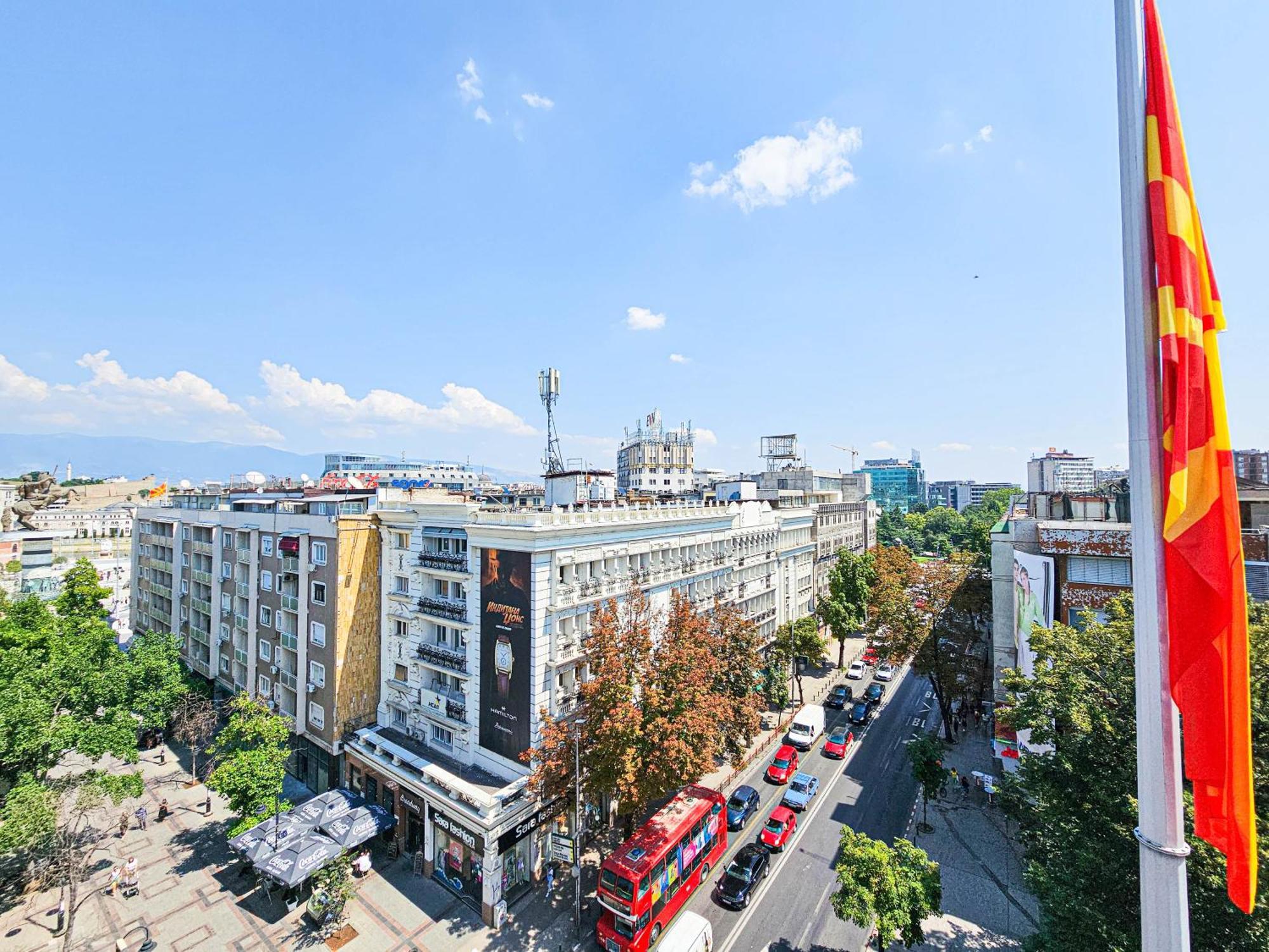Mother Teresa Apartments Скопие Екстериор снимка