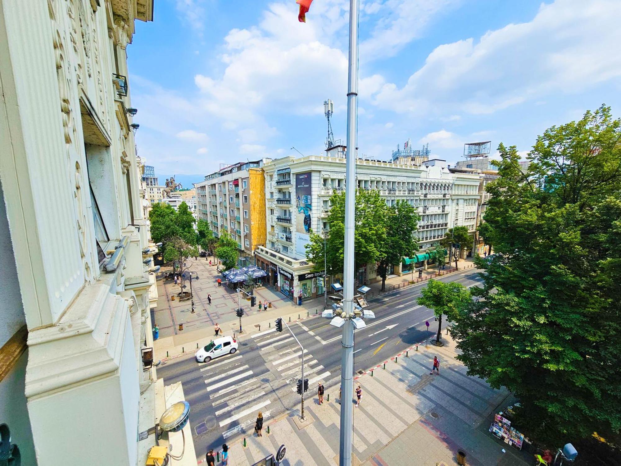 Mother Teresa Apartments Скопие Екстериор снимка